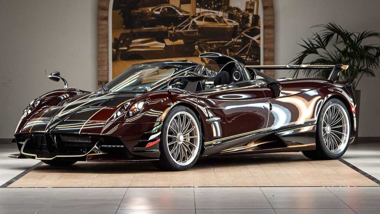  foto de auto huayra 